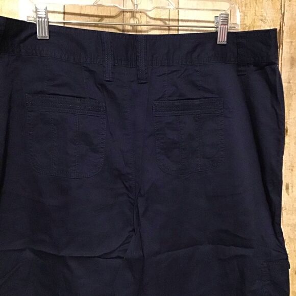 Kim Rogers Navy Knee Shorts 18 Plus NWT - Picture 6 of 8